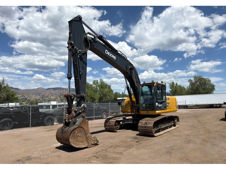 2022 John Deere 210GLC inspected unit
