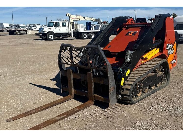 2022 Ditch Witch SK3000 inspected unit