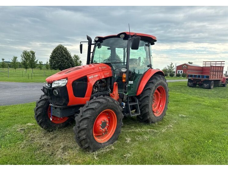 2021 Kubota M5-091 inspected unit